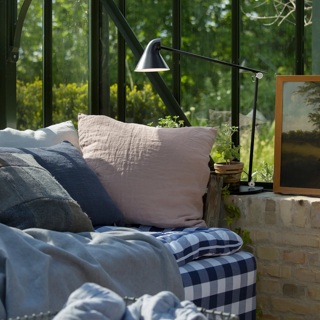 Louis Poulsen NJP Bordslampa – Visningsmodell