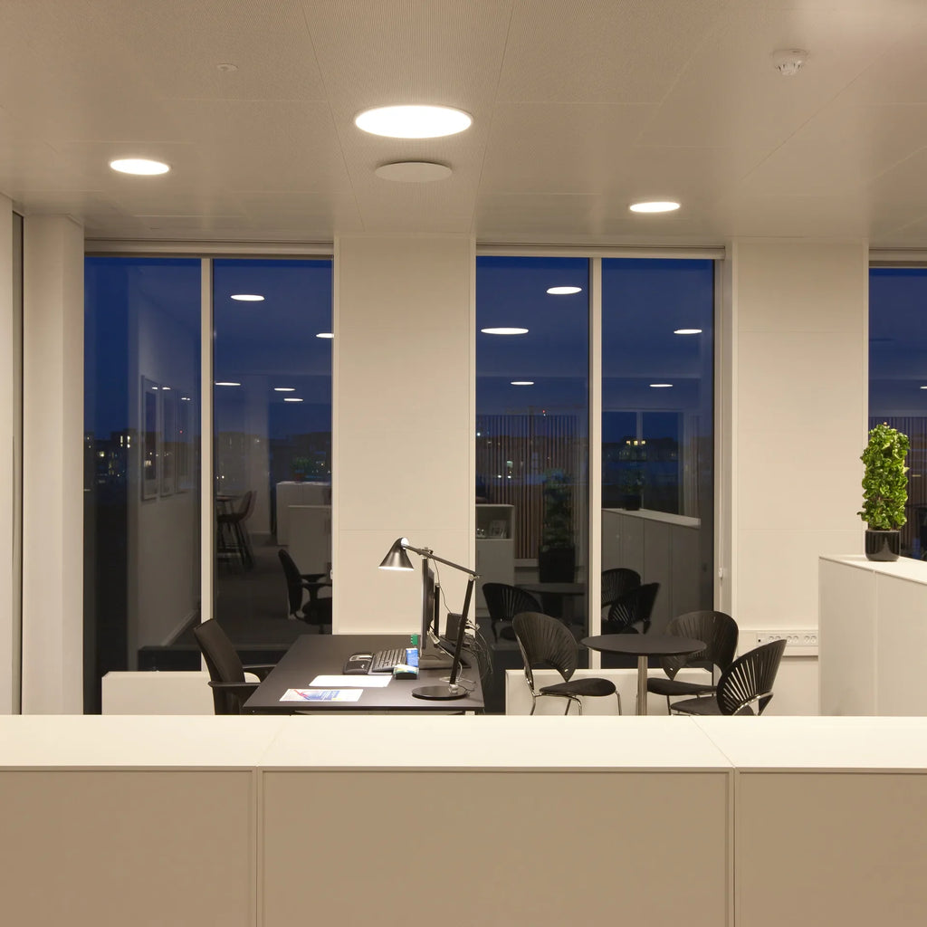 Louis Poulsen NJP Bordslampa – Visningsmodell