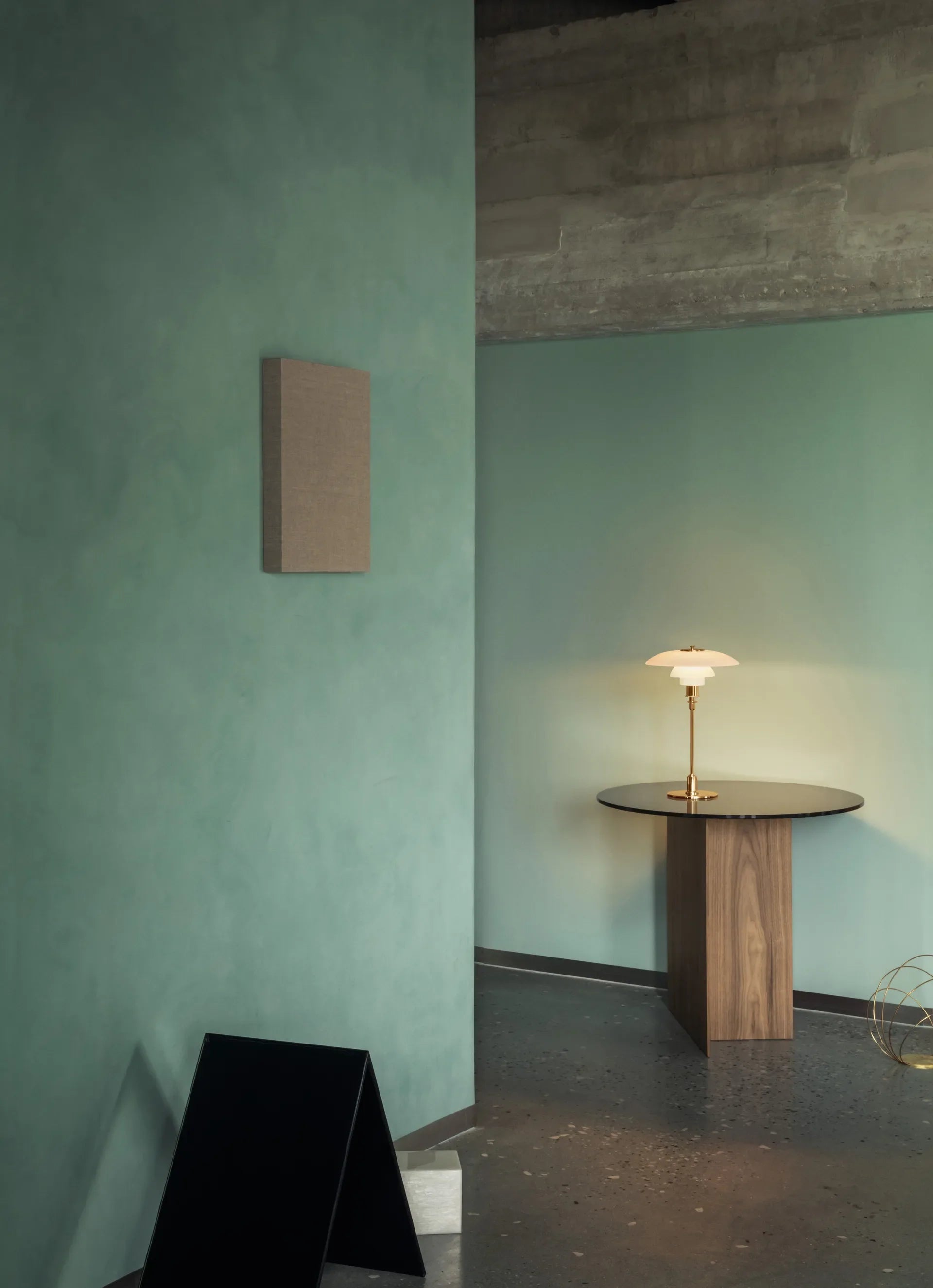 Louis Poulsen PH 3/2 Bordslampa Mässing / Opalglas – Visningsmodell