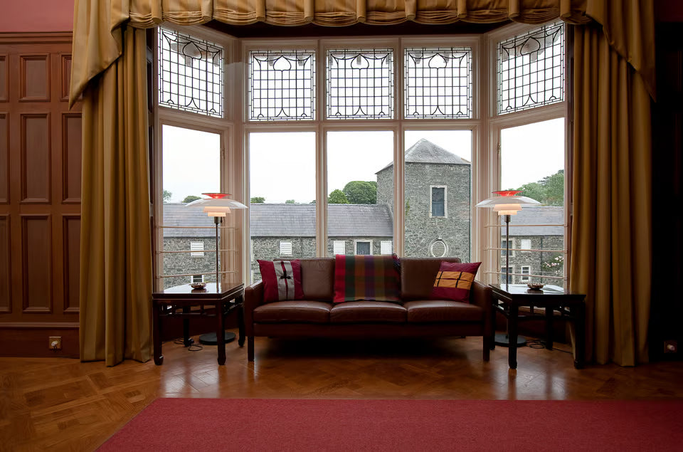 Louis Poulsen PH 80 Golvlampa Opal – Visningsmodell