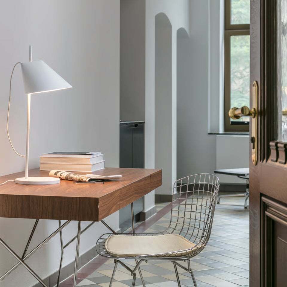 Louis Poulsen Yuh Bordslampa – Visningsmodell