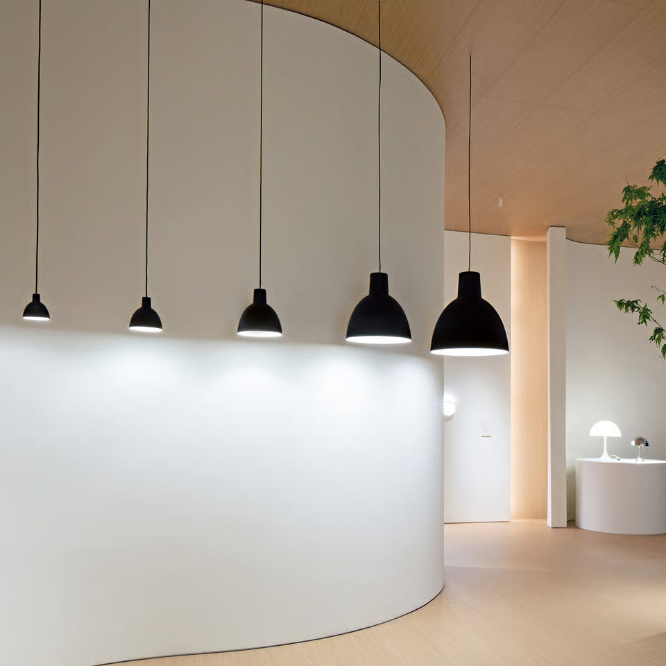 Louis Poulsen Toldbod 170 Pendel Svart – Visningsmodell