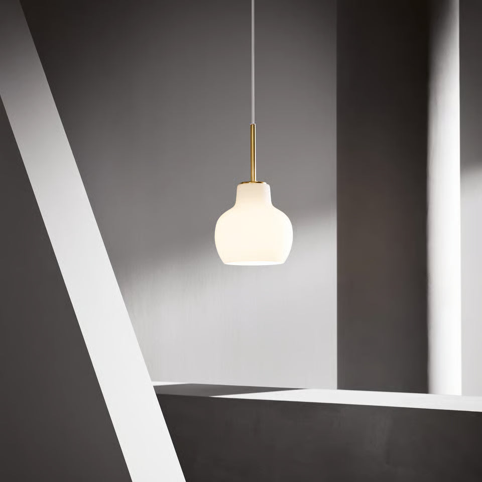 Louis Poulsen VL Ring Crown 1 Pendel Opalglas / Mässing – Visningsmodell