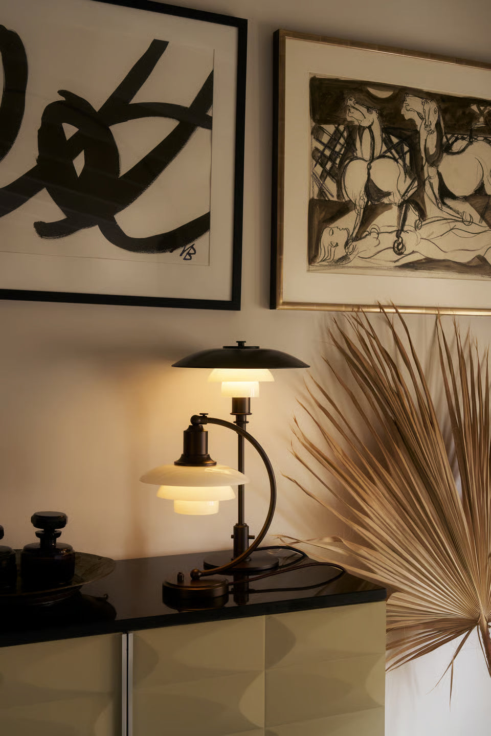 Louis Poulsen PH 3/2 Luna bordslampa – opalglas/mässing